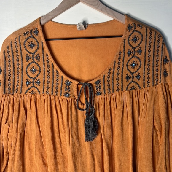Woman’s Blouse Boho - Picture 2 of 7